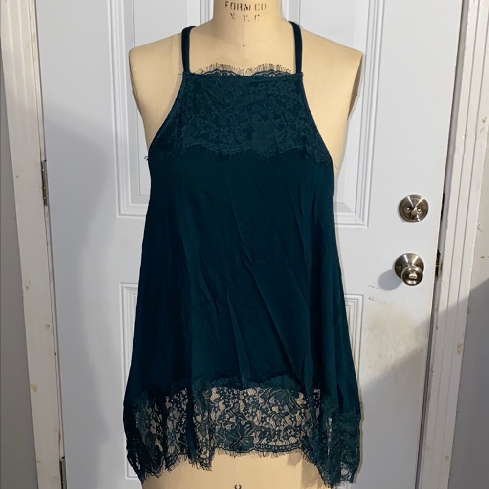American Eagle tank, size M